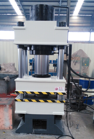 四柱油壓機 四柱油壓機